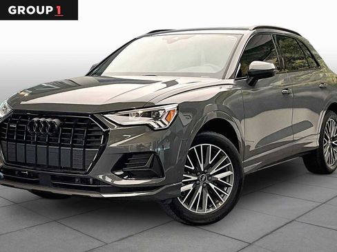Certified 2024 Audi Q3 2.0T Premium w/ Convenience Package AWD/4WD image 1