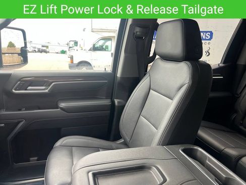 Certified 2022 Chevrolet Silverado 1500 RST w/ Convenience Package II AWD/4WD image 29