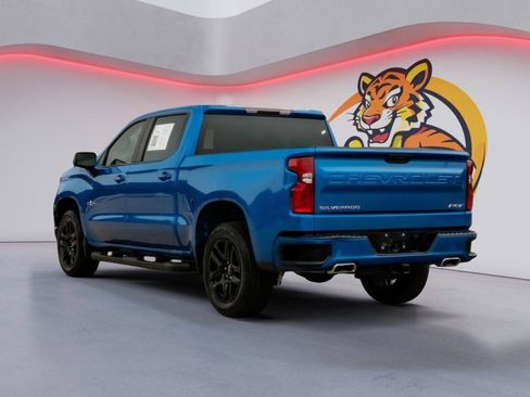 Used 2023 Chevrolet Silverado 1500 RST w/ Z71 Off-Road Package AWD/4WD image 8