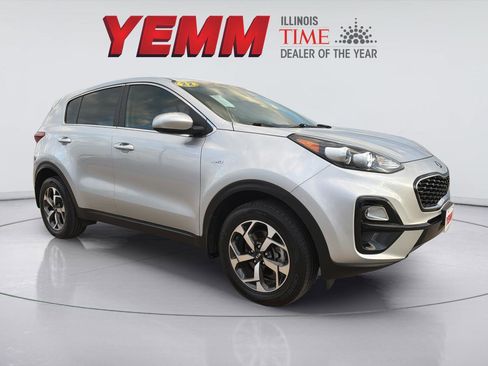 Used 2022 Kia Sportage LX image 1