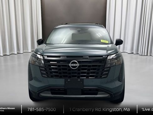 New 2026 Nissan Pathfinder SL w/ SL Premium Package AWD/4WD image 2