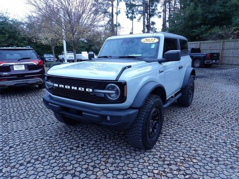 Used 2022 Ford Bronco Wildtrak image 3
