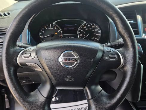 Used 2014 Nissan Pathfinder S FWD image 7