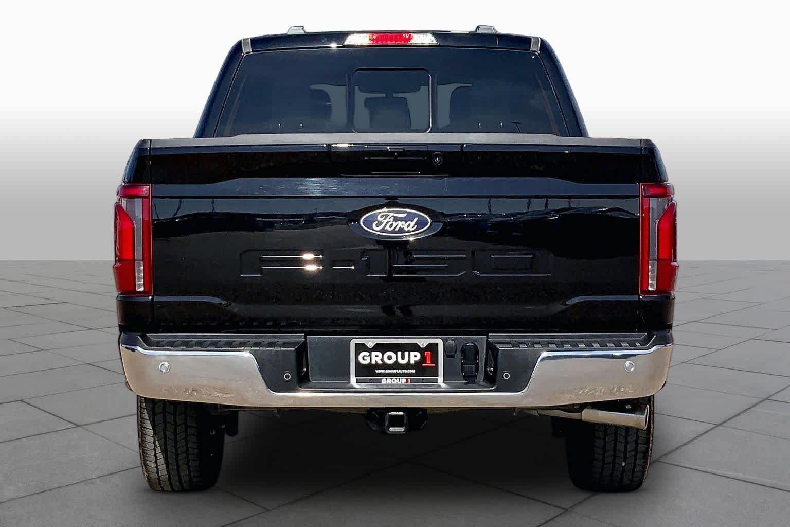 Used 2025 Ford F150 Lariat w/ Equipment Group 501A Mid AWD/4WD image 5