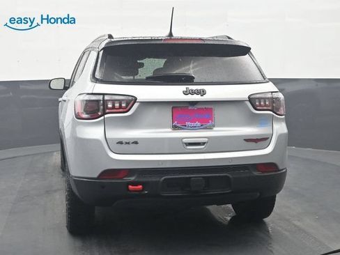 Used 2025 Jeep Compass Trailhawk w/ Trailer Tow Group AWD/4WD image 6