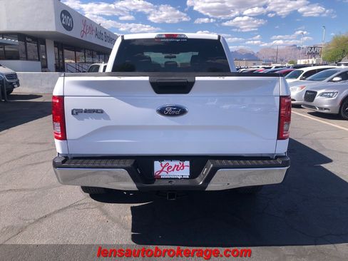 Used 2016 Ford F150 XLT image 7