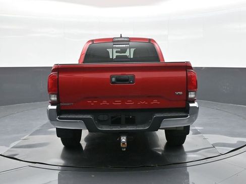 Used 2019 Toyota Tacoma SR5 image 11