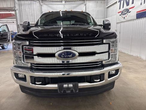 Certified 2017 Ford F350 Lariat w/ Chrome Package AWD/4WD image 3