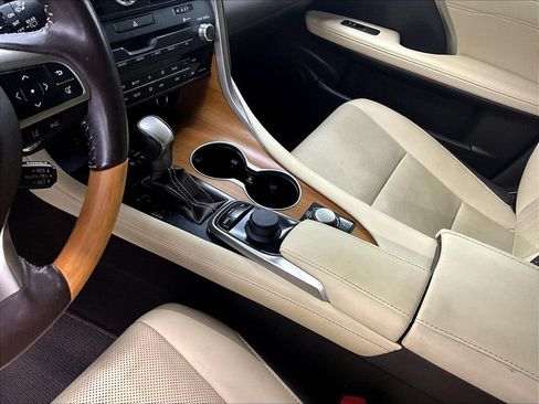 Used 2019 Lexus RX 350 FWD w/ Premium Package image 17