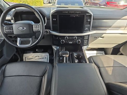 Used 2023 Ford F150 Lightning XLT image 17