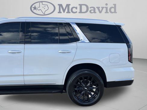 Used 2025 Cadillac Escalade Luxury w/ LPO, Floor Liner Package RWD image 35