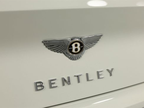 Used 2020 Bentley Continental GT image 15