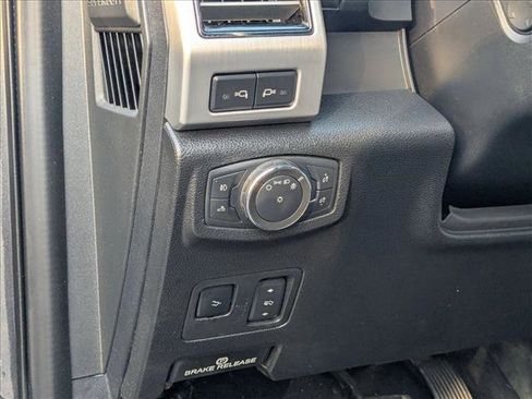 Used 2020 Ford F350 Platinum AWD/4WD image 11