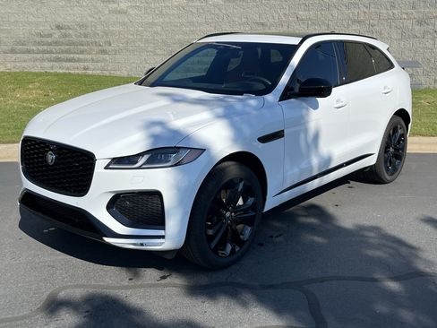 Used 2026 Jaguar F-PACE R-Dynamic S AWD/4WD image 1