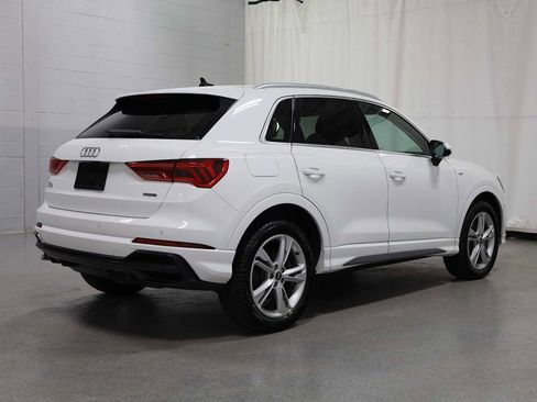 Used 2022 Audi Q3 2.0T Premium w/ Convenience Package AWD/4WD image 9