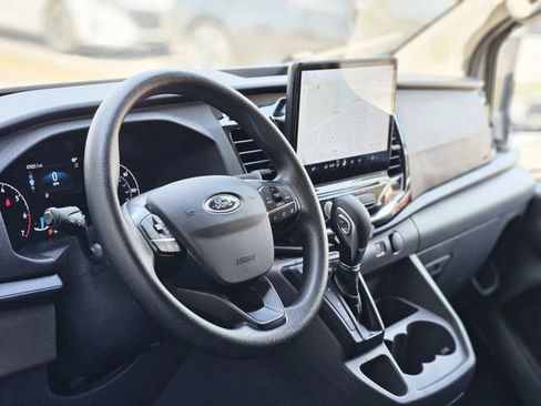 Used 2024 Ford Transit 350 XLT image 12