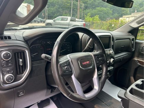 Used 2019 GMC Sierra 1500 SLE w/ SLE Value Package AWD/4WD image 11