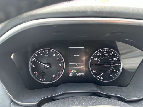 Used 2023 Subaru Outback Limited AWD/4WD image 12