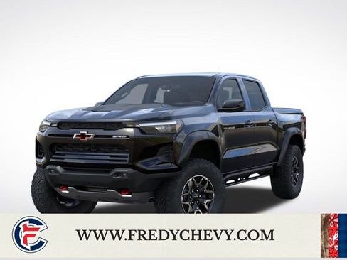 New 2026 Chevrolet Colorado ZR2 w/ Technology Package AWD/4WD image 6