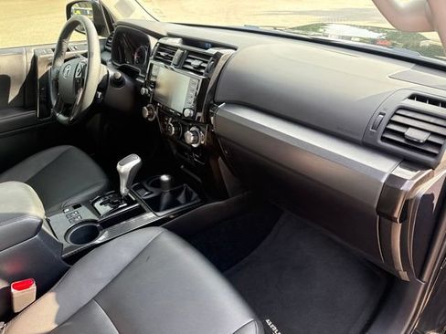 Used 2024 Toyota 4Runner TRD Off-Road Premium w/ Moonroof Package AWD/4WD image 15