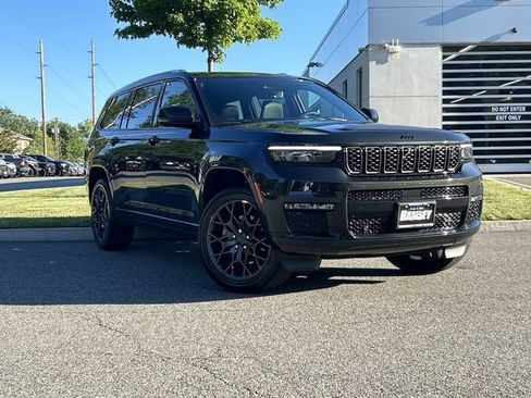 Used 2023 Jeep Grand Cherokee L Summit AWD/4WD image 1