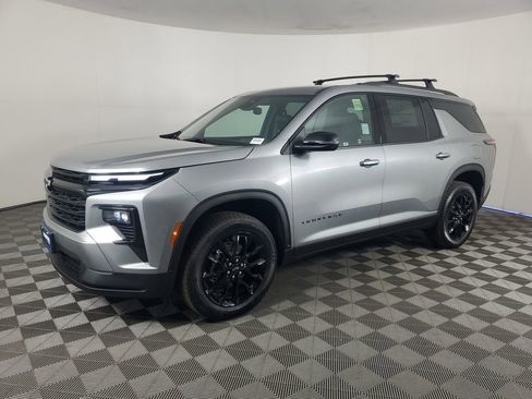 New 2026 Chevrolet Traverse LT w/ Midnight/Sport Edition image 8