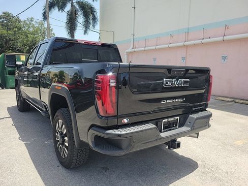 Used 2026 GMC Sierra 2500 Denali Ultimate AWD/4WD image 14
