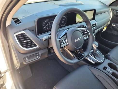 New 2026 Kia Seltos SX AWD/4WD image 9