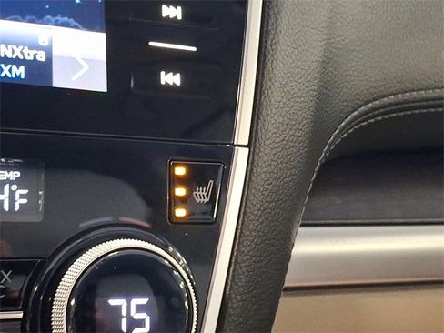 Used 2018 Subaru Outback 2.5i Limited image 26