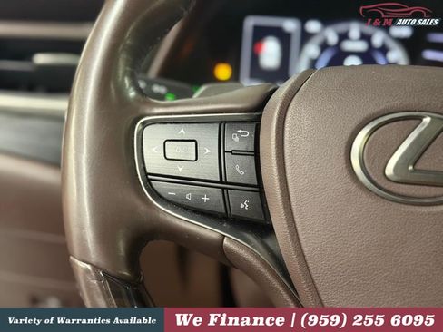 Used 2019 Lexus ES 350 w/ Premium Package FWD image 27