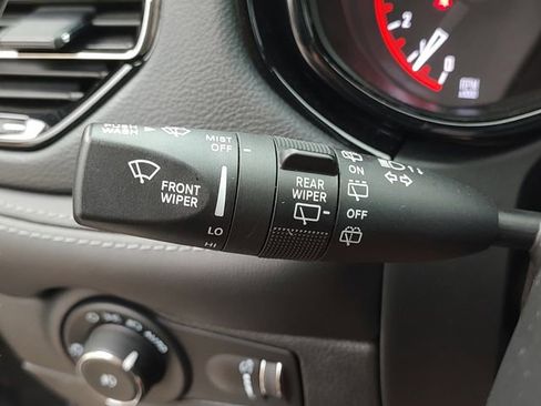 Used 2021 Dodge Durango GT RWD image 23