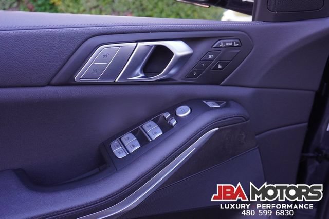 Used 2022 BMW X7 xDrive40i w/ Premium Package AWD/4WD image 90