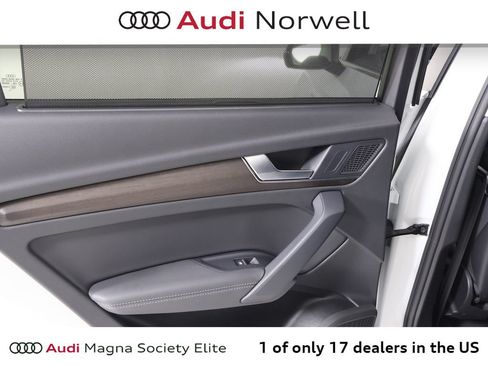 Used 2024 Audi Q5 2.0T Premium Plus w/ Premium Plus Package AWD/4WD image 21