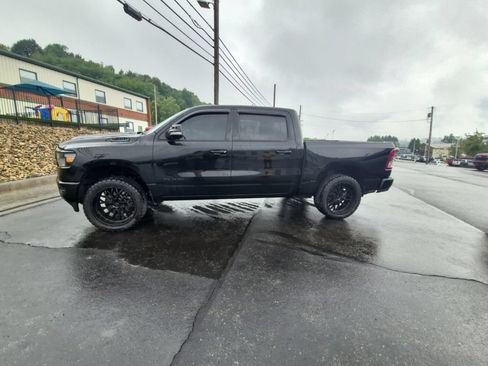 Used 2021 RAM 1500 Big Horn AWD/4WD image 4