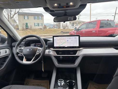 New 2026 Ford Explorer Active image 36