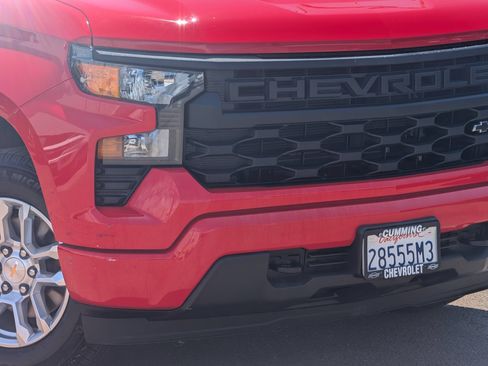 Used 2022 Chevrolet Silverado 1500 Custom RWD image 3