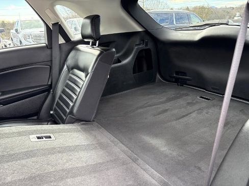 Used 2024 Ford Edge SEL image 9