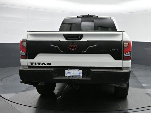 Used 2023 Nissan Titan PRO-4X w/ Pro-4x Convenience Package image 6