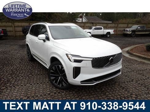 New 2026 Volvo XC90 T8 Plus image 1