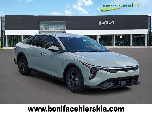 Used 2026 Kia K4 FWD image 1