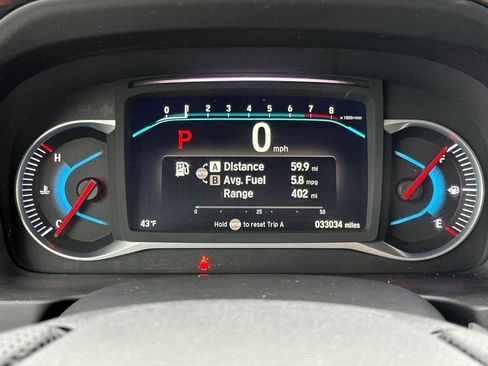 Certified 2022 Honda Pilot TrailSport image 29