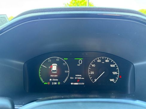 Used 2024 Honda CR-V Sport Touring image 13