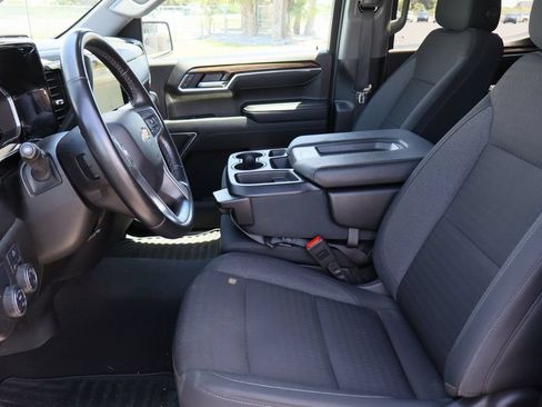 Used 2025 Chevrolet Silverado 1500 LT RWD image 21
