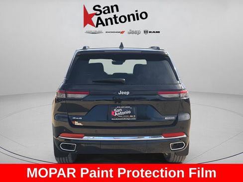 New 2025 Jeep Grand Cherokee Overland w/ Trailer Tow Package AWD/4WD image 8