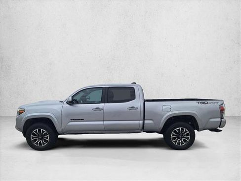Used 2020 Toyota Tacoma TRD Sport w/ TRD Premium Sport Package image 9