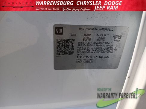 Used 2024 Chevrolet Malibu LT FWD image 11