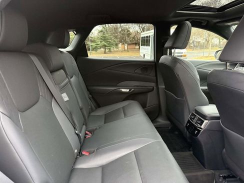 Used 2023 Lexus RX 350 Premium image 17