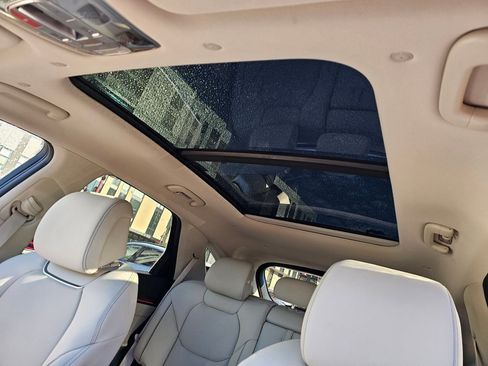 New 2026 Genesis GV70 2.5T Advanced image 10