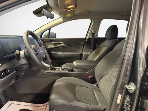 Certified 2023 Kia Sportage LX AWD/4WD image 12