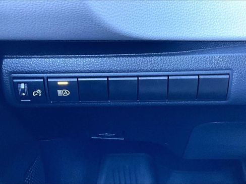 Certified 2022 Toyota Corolla LE image 34